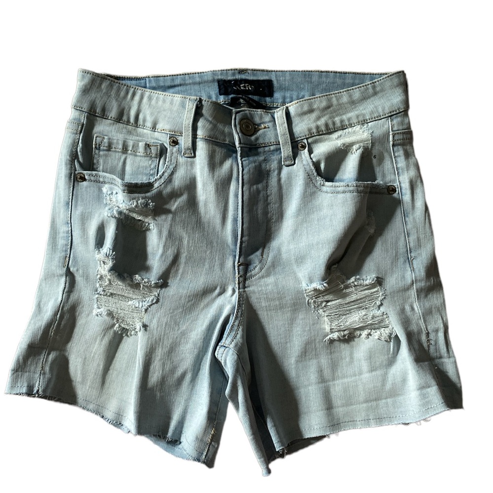 NWOT Aero Jean shorts size 6